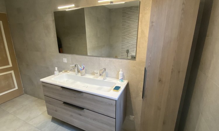 Plombier spécialisé en rénovation de salle de bain à Feurs